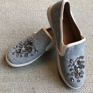 Mossimo slip on sneakers